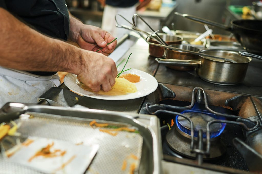 Chef du restaurant la Flambée